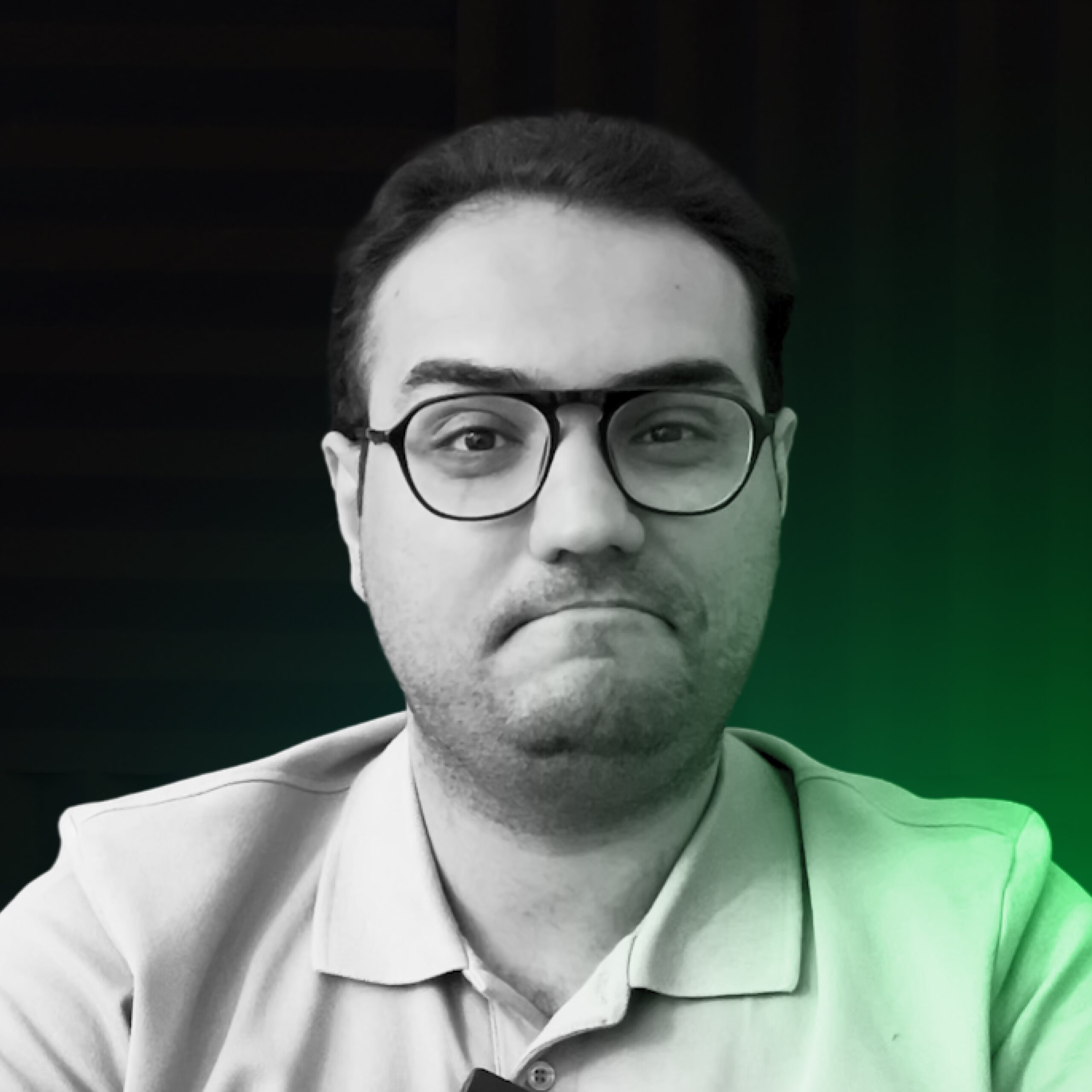 ۱۲ شغل پر